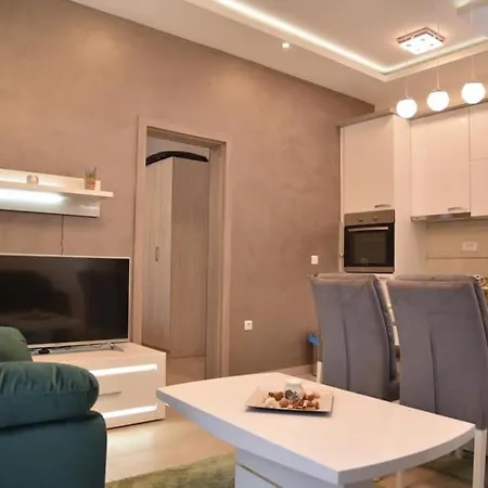 Sofrenic-adonis Appartement *