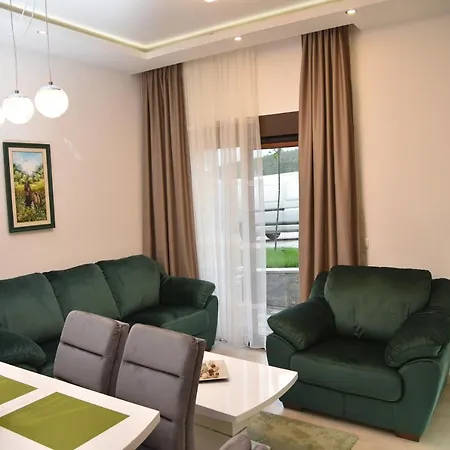 Sofrenic-hotel Adonis Apartment