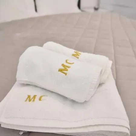 Sofrenic-adonis Lägenhet